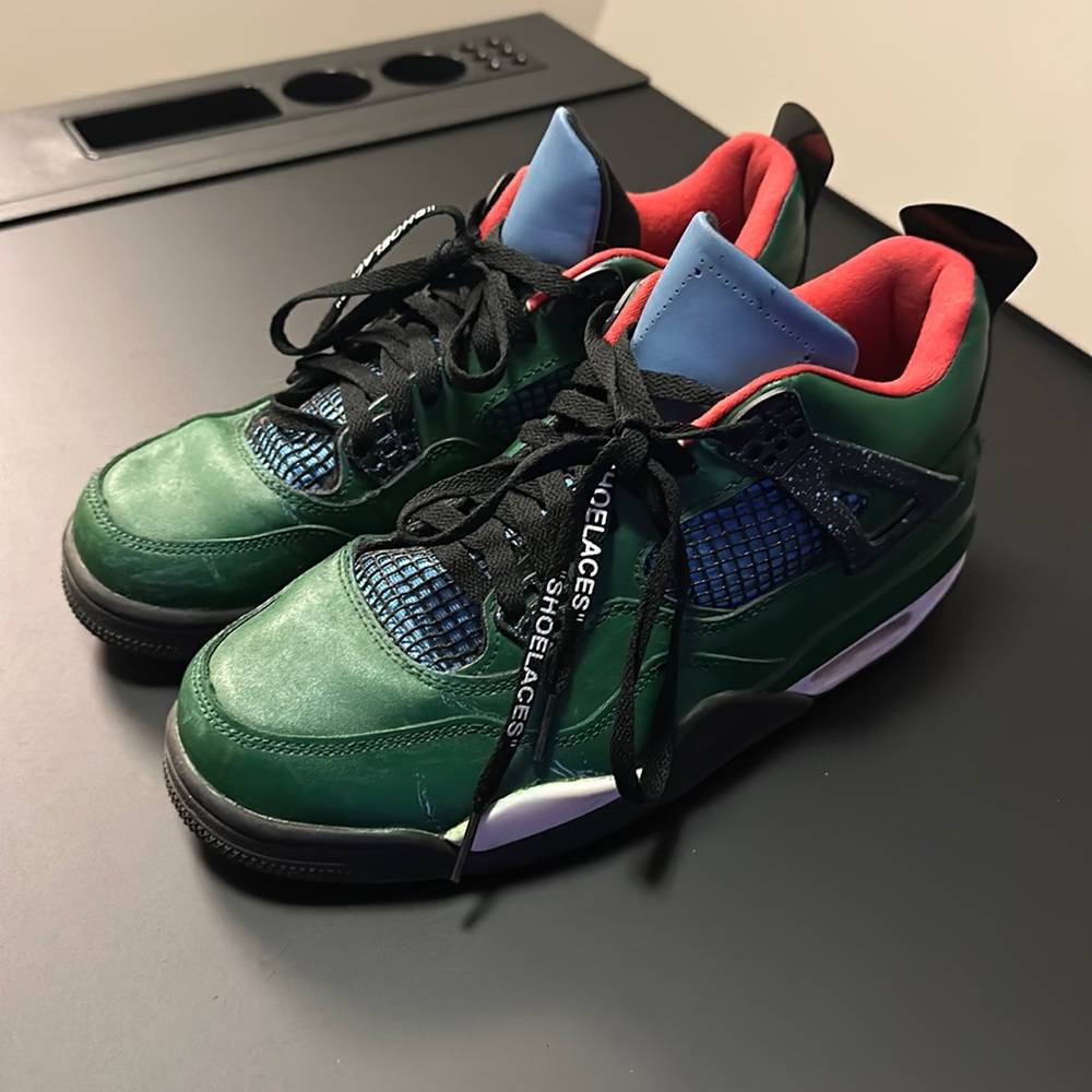 Jordan 4 Travis Scott Custom Painted